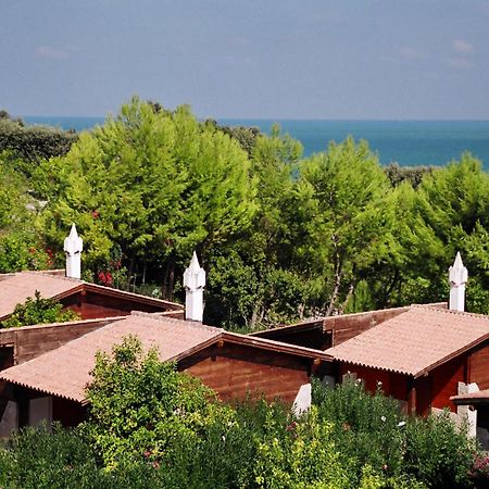 Tenuta Molino Di Mare- Ecoresort Con Villini Роді-Гарганіко Екстер'єр фото