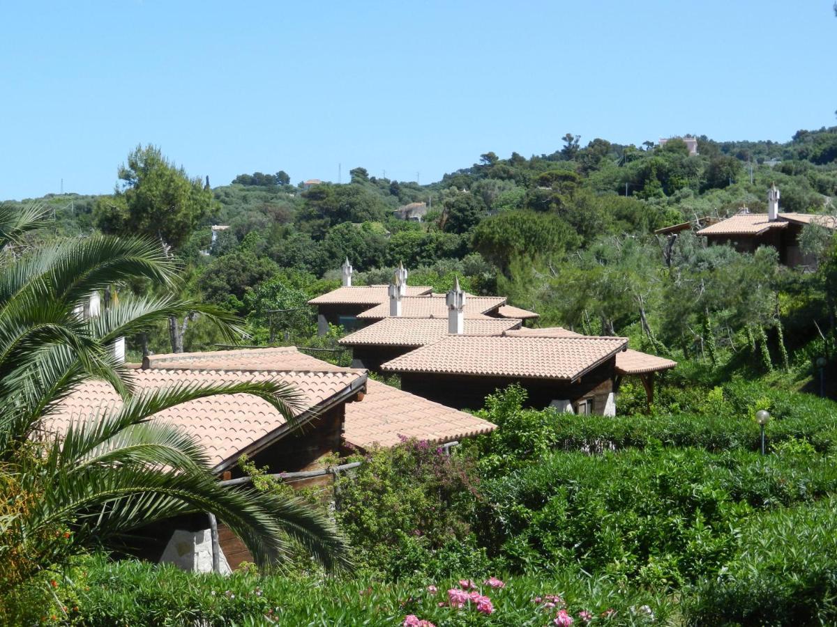 Tenuta Molino Di Mare- Ecoresort Con Villini Роді-Гарганіко Екстер'єр фото